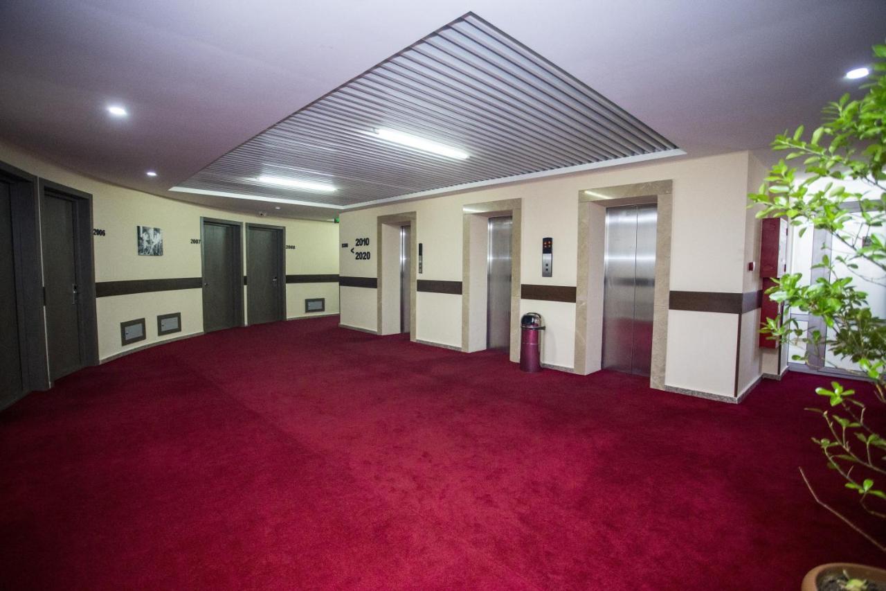 באטומי Hotel Corner Inn מראה חיצוני תמונה